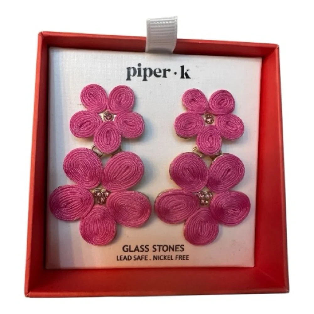 Piper K Pink Blossom Earrings‎ - Picture 2 of 5
